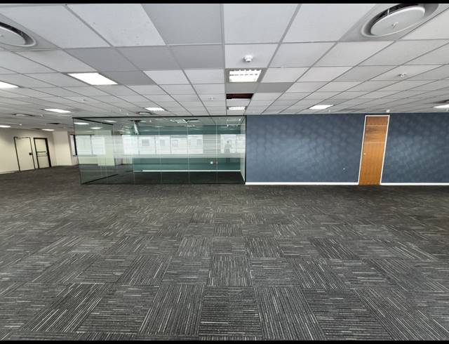 946M² OFFICE TO LET IN SANDTON CENTRAL